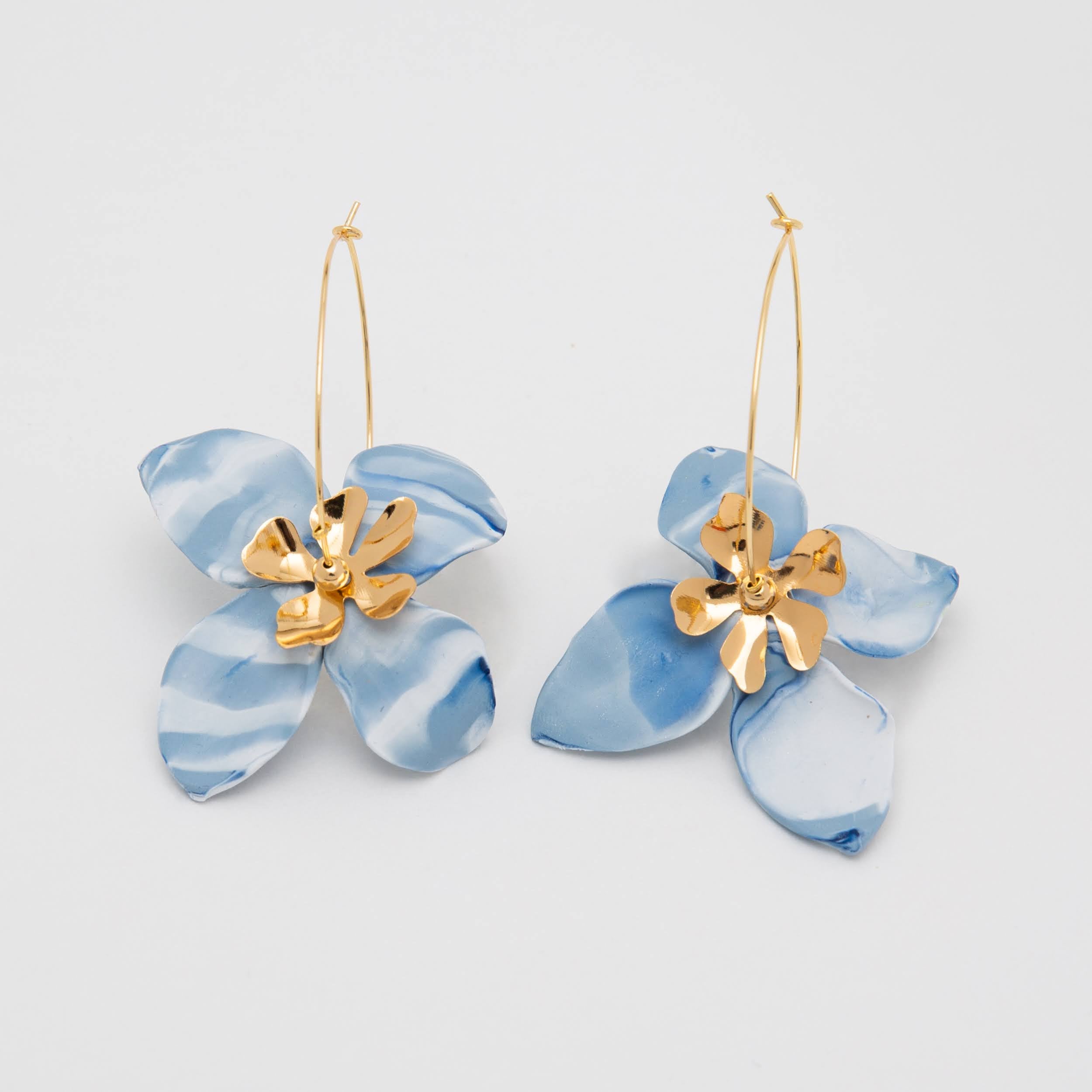 Beautiful purple earings