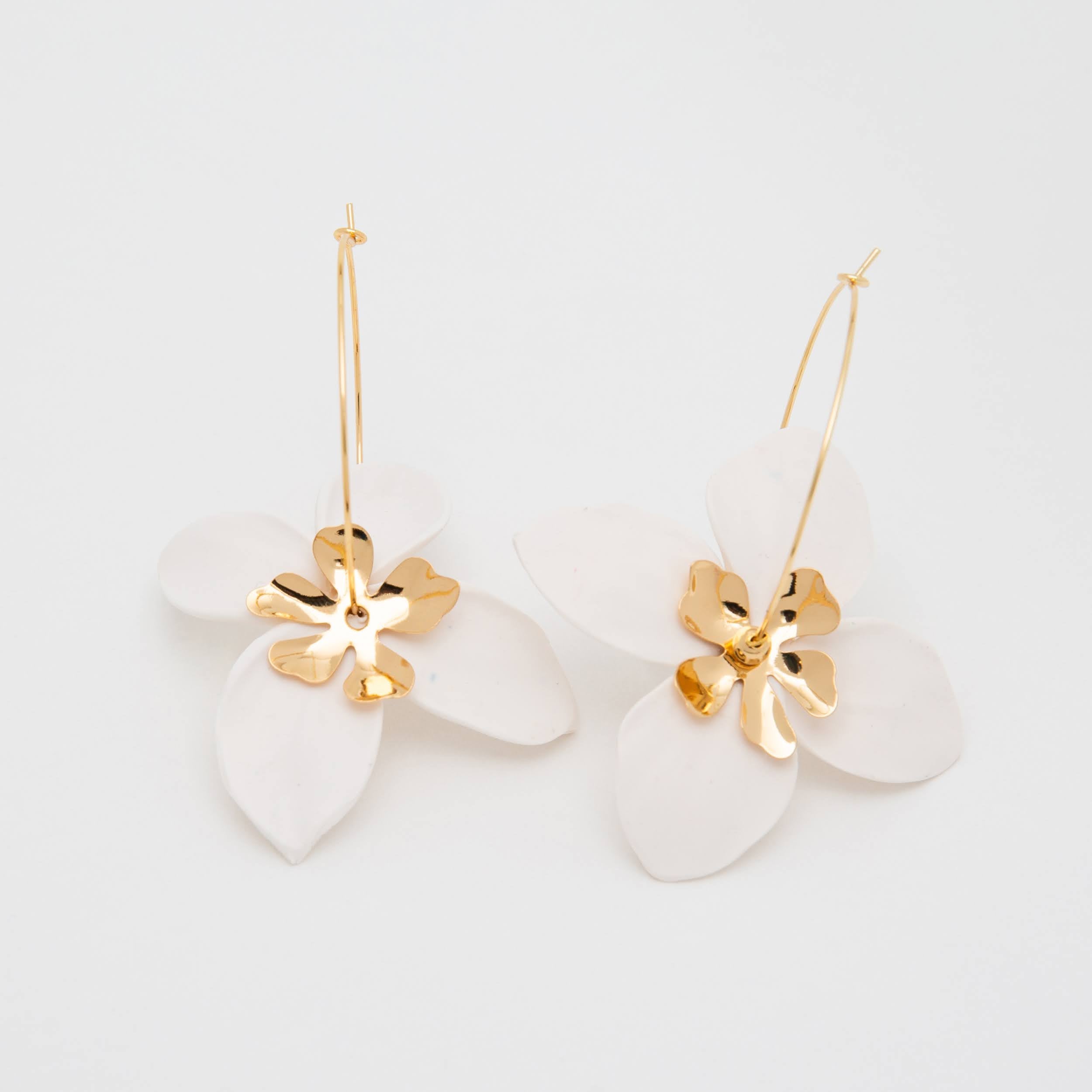 Beautiful White earings 2