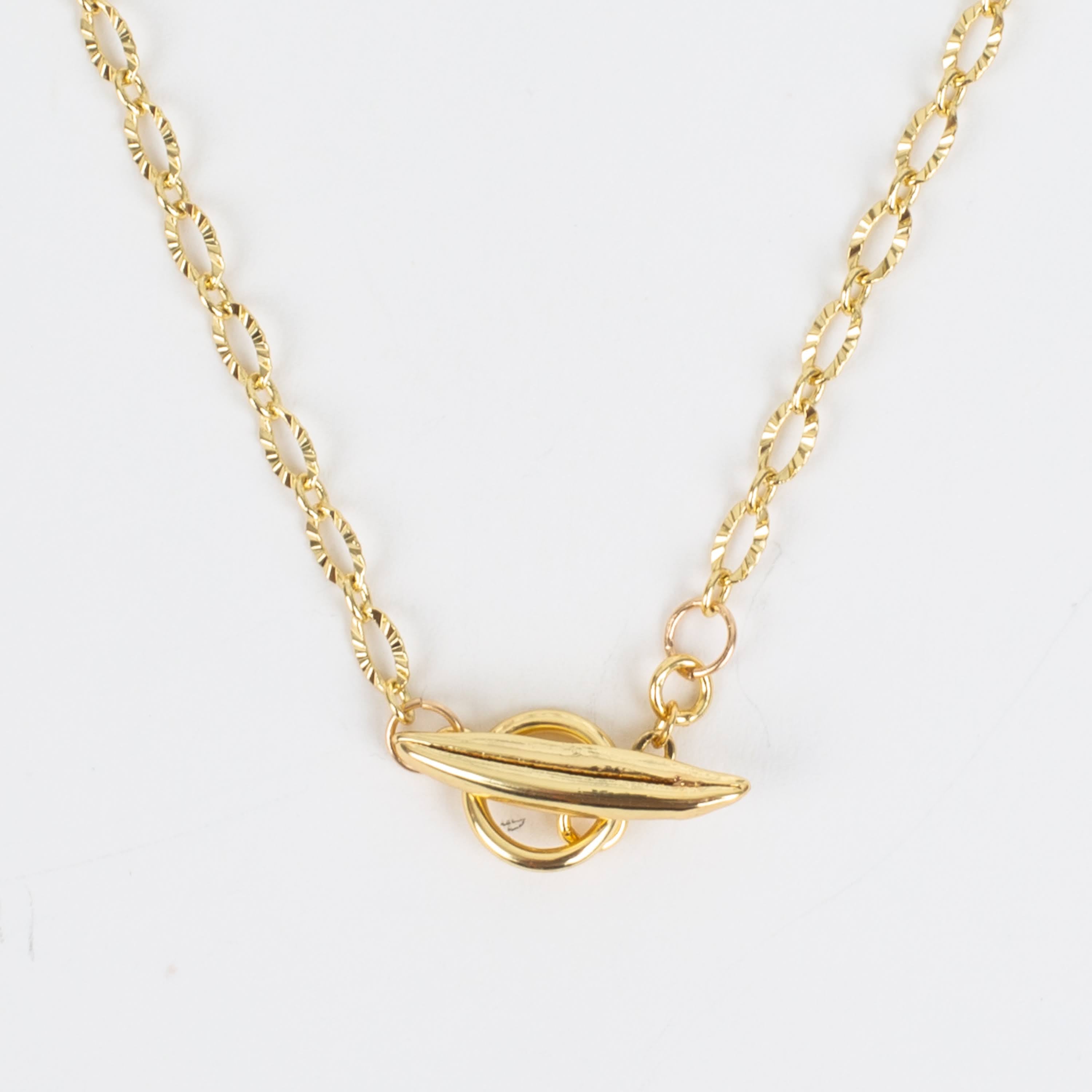 Minimalist Sparkle Gold Chain Toggle Necklace