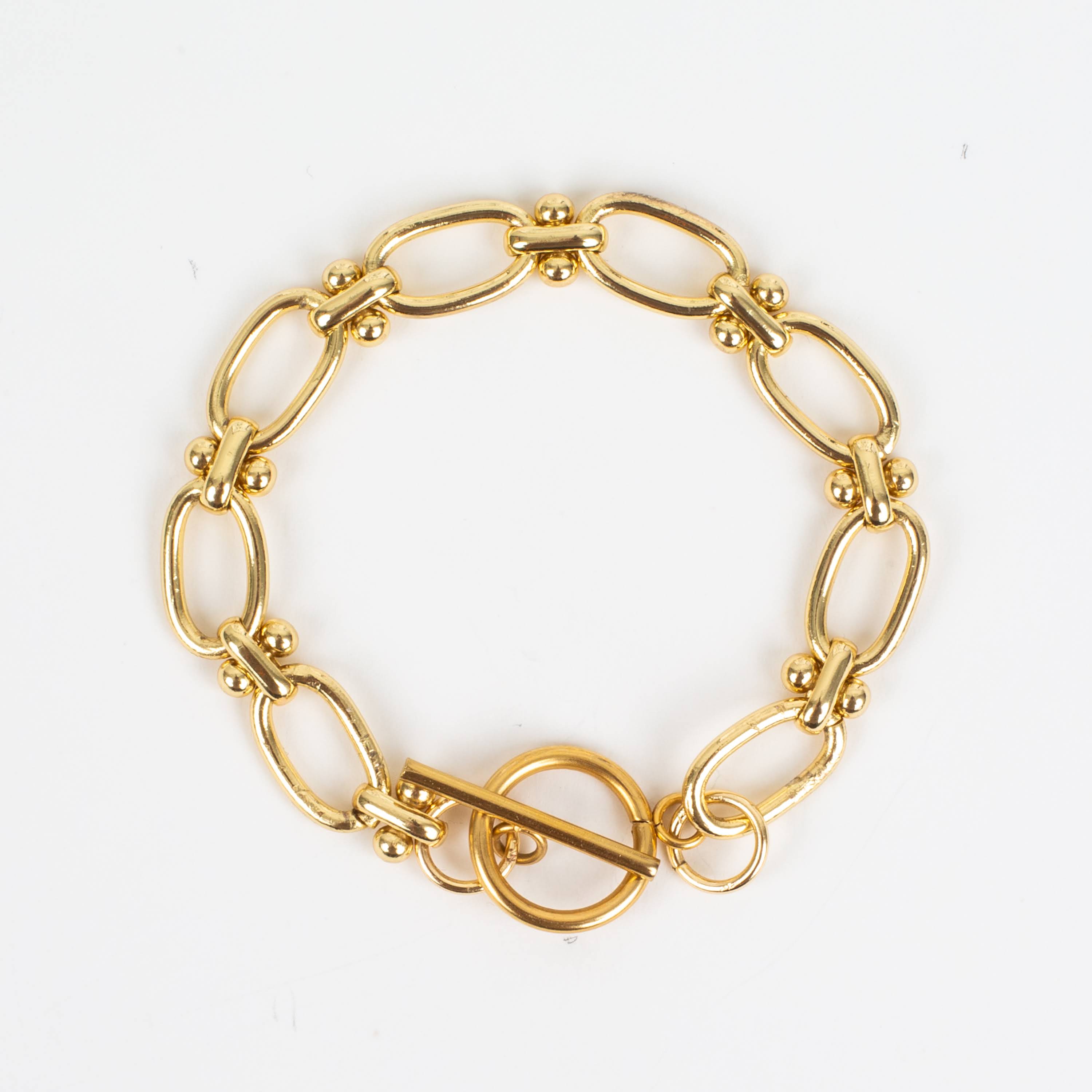 Oval Link Toggle Bracelet