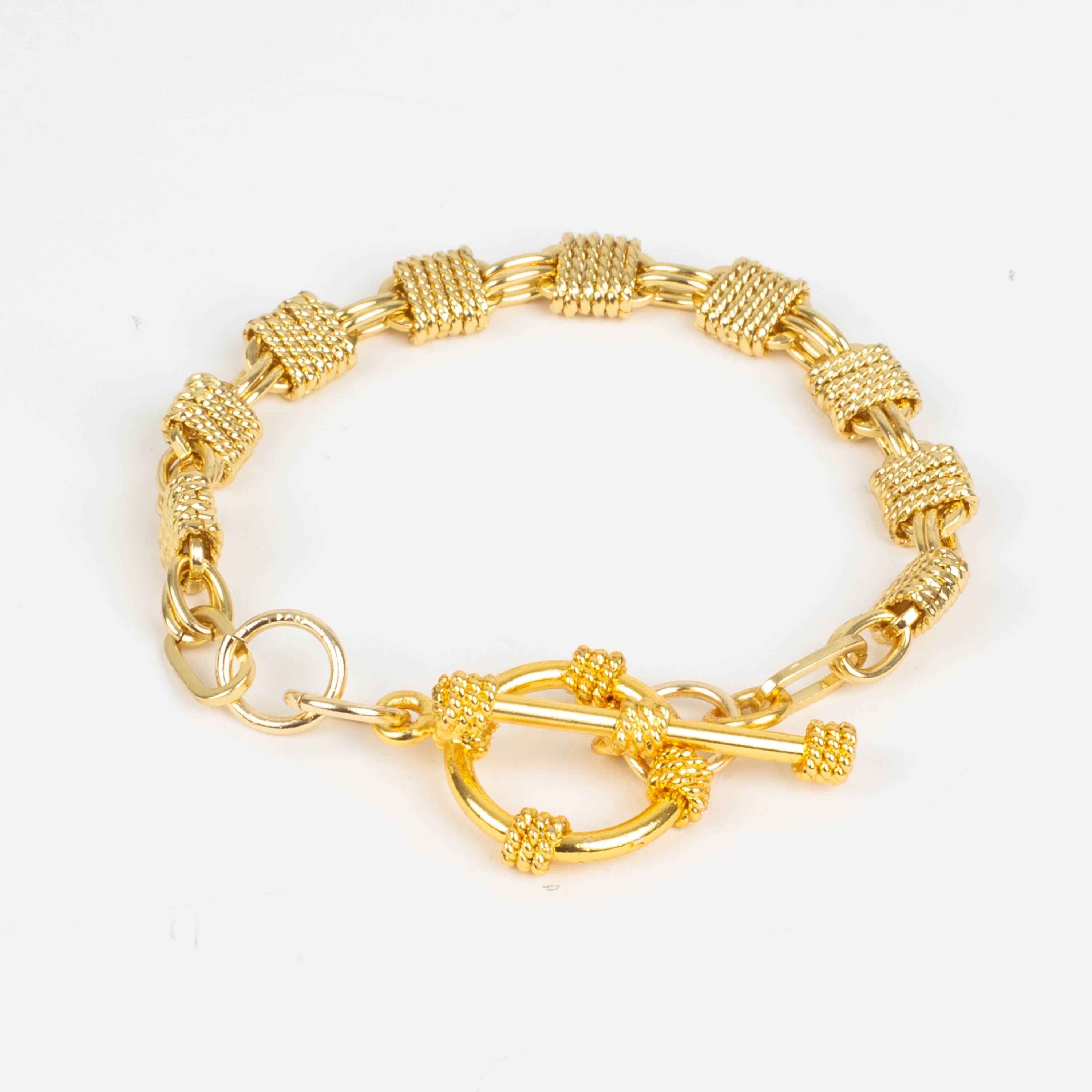 Gold Weave Statement Toggle Necklace