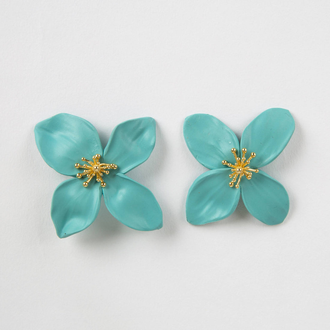 Tiffany Blue Charleston Flower Earring