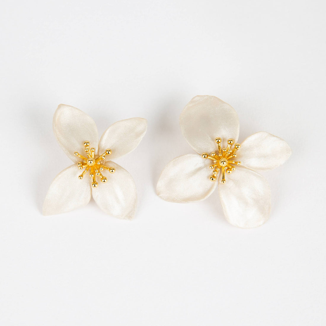 Rose Pearl Charleston Flower Earring