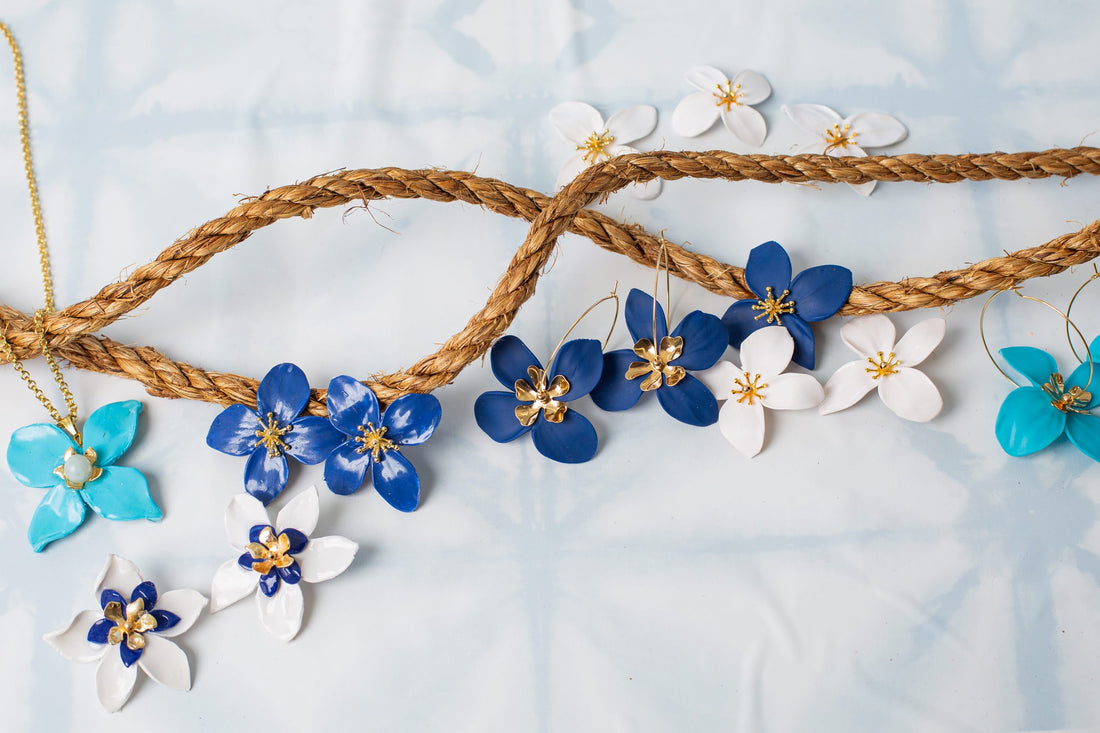 Tiffany Blue Charleston Flower Earring