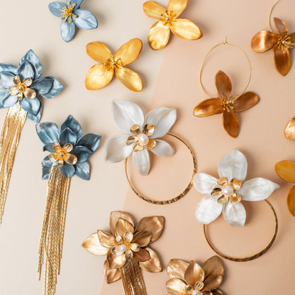Gold Charleston Flower Earring