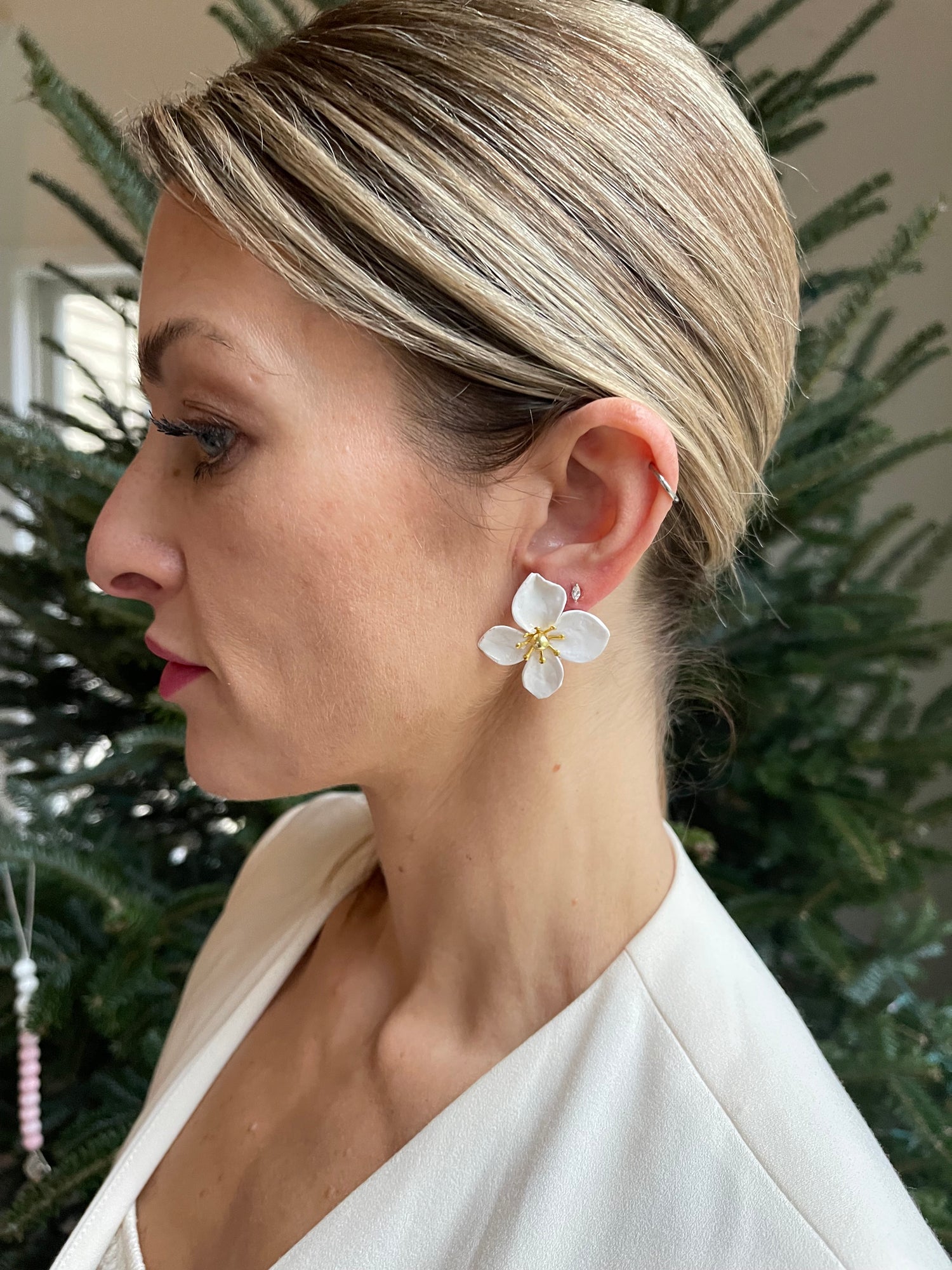 Charleston - Paperwhite Flower Earring