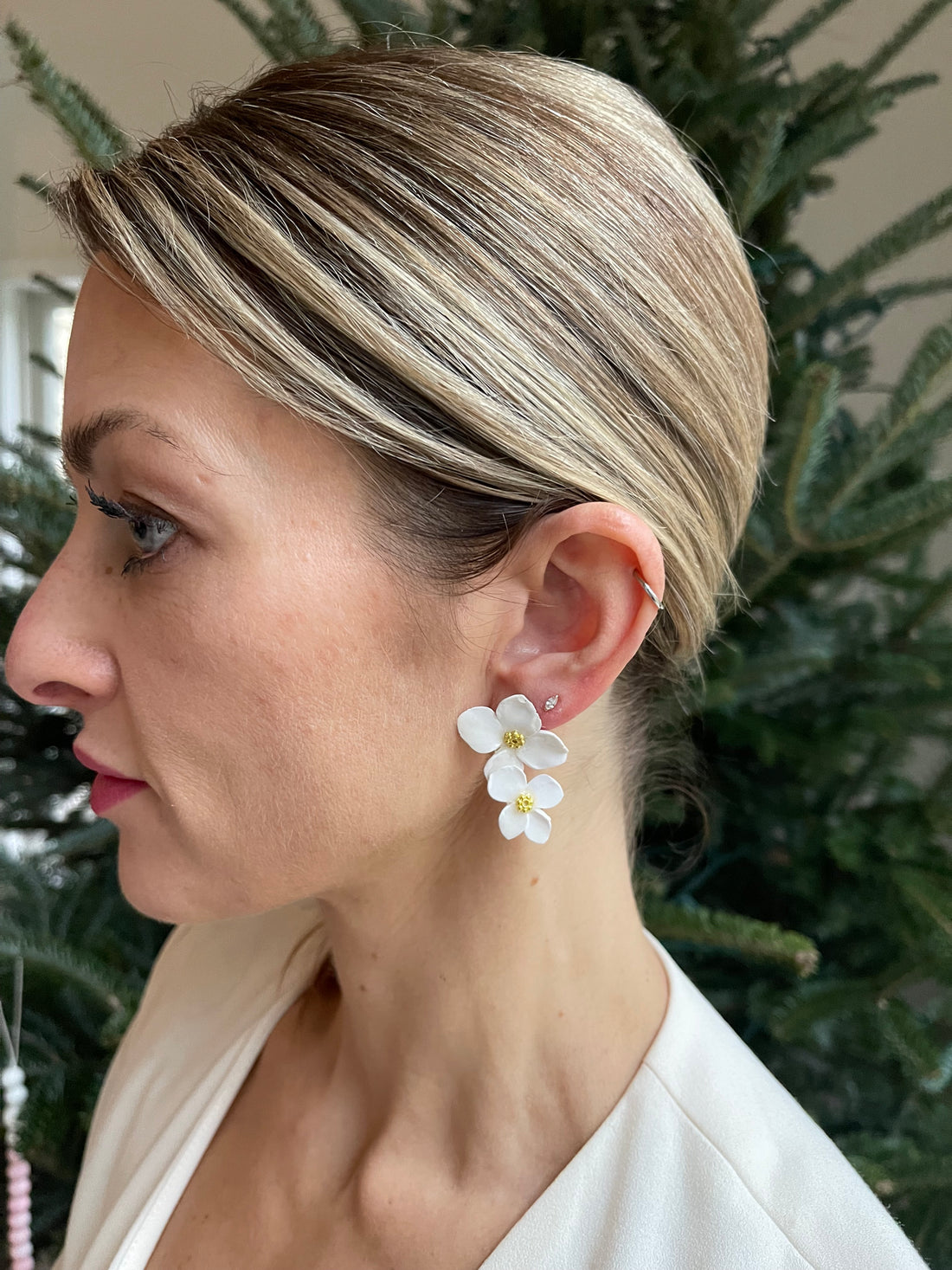 Double Drop Charleston - Paperwhite Flower Earring