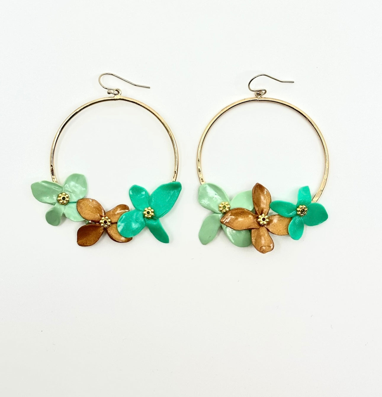 Nantucket Flower Gold Hoop